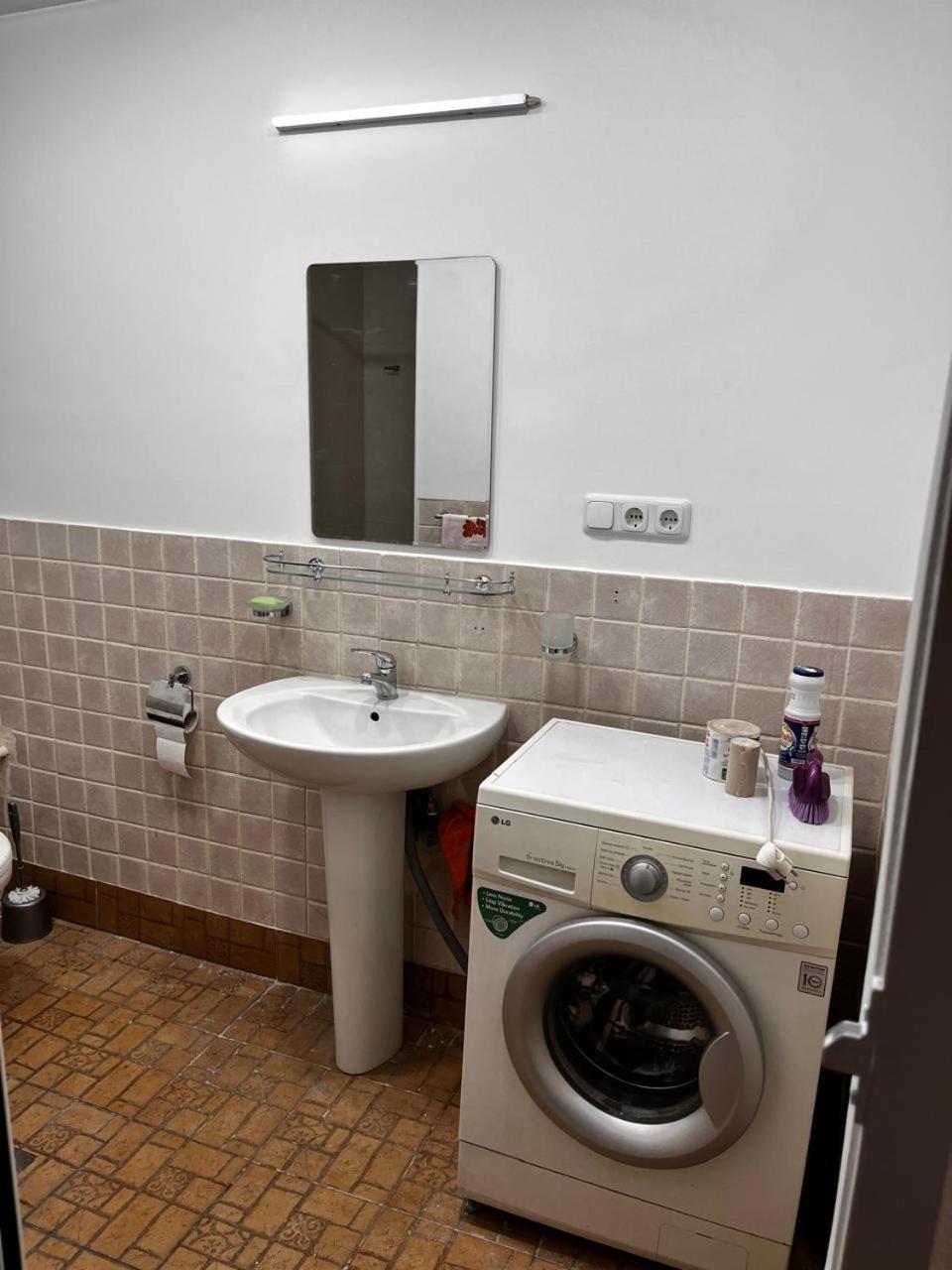 Komitas Apartement Ереван Экстерьер фото